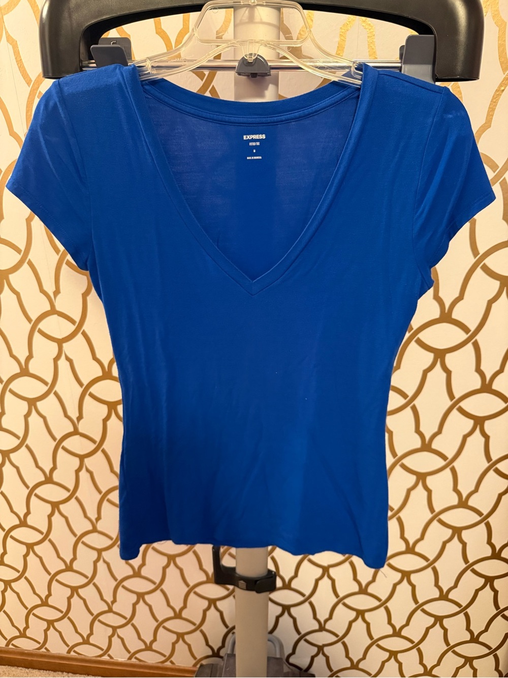 Express Women's Cobalt Blue V-Neck Short Sleeve Tee